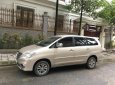 Toyota Innova E 2015 - Bán Toyota Innova E năm 2015, màu vàng, 540tr