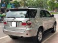 Toyota Fortuner V 2.7 2010 - Bán ô tô Toyota Fortuner V 2.7 sản xuất năm 2010, màu bạc  