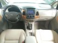 Toyota Innova  G  2010 - Bán Toyota Innova G năm 2010, màu bạc số sàn, giá 435tr