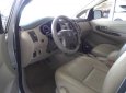 Toyota Innova 2012 - Bán xe Toyota Innova 2012, màu bạc, giá chỉ 530 triệu