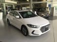 Hyundai Elantra 2018 - Bán ô tô Hyundai Elantra đời 2018, màu trắng giá cạnh tranh