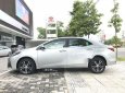 Toyota Corolla altis 2018 - Bán ô tô Toyota Corolla altis sản xuất năm 2018, màu bạc, 678tr