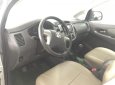 Toyota Innova 2013 - Cần bán lại xe Toyota Innova năm 2013, màu bạc xe gia đình, giá chỉ 545 triệu