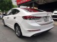 Hyundai Elantra 1.6AT 2017 - Cần bán lại xe Hyundai Elantra 1.6AT đời 2017, màu trắng còn mới