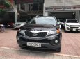 Kia Sorento GAT 2.4L 2WD 2010 - Cần bán gấp Kia Sorento GAT 2.4L 2WD năm 2010, màu đen, xe nhập