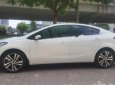 Kia Cerato 1.6 2017 - Cần bán xe Kia Cerato 1.6 2017, màu trắng số tự động 