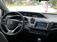 Honda Civic 2.0 2016 - Cần bán lại xe Honda Civic 2.0 sản xuất năm 2016, màu trắng, xe nhập