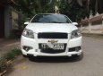 Chevrolet Aveo 2016 - Cần bán gấp Chevrolet Aveo sản xuất năm 2016, màu trắng như mới