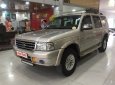 Ford Everest 2.5MT 2005 - Cần bán xe Ford Everest 2.5MT đời 2005, màu bạc giá cạnh tranh