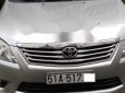 Toyota Innova E  2013 - Cần bán Toyota Innova E năm 2013, màu bạc chính chủ, giá tốt