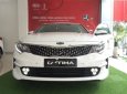 Kia Optima 2.0 AT 2018 - Bán Kia Optima GAT sản xuất năm 2018, màu trắng, giá 789tr