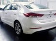 Hyundai Elantra 2018 - Bán ô tô Hyundai Elantra đời 2018, màu trắng giá cạnh tranh