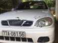 Daewoo Lanos SX 2003 - Cần bán Daewoo Lanos SX sản xuất năm 2003, màu trắng xe gia đình, 120tr