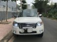 Ford Everest  MT 2009 - Cần bán lại xe Ford Everest MT sản xuất năm 2009, màu trắng xe gia đình