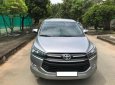 Toyota Innova E 2017 - Bán Toyota Innova E sản xuất 2017, màu bạc, giá chỉ 700 triệu