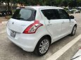 Suzuki Swift 2014 - Bán xe Suzuki Swift năm sản xuất 2014, màu trắng, giá 440tr