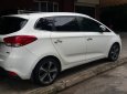 Kia Rondo 2016 - Cần tiền gấp bán Kia Rondo 2016 at trắng xe rất ít đi như mới