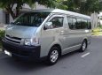 Toyota Hiace 2009 - Bán Toyota Hiace năm 2009, màu bạc còn mới giá cạnh tranh