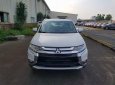 Mitsubishi Outlander 2018 - Bán xe 7 chỗ gầm cao Mitsubishi Outlander 2.0 CVT tại Quảng Bình, Quảng Trị.