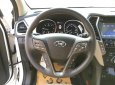 Hyundai Santa Fe 2.2L 4WD 2016 - Bán Hyundai Santa Fe 2.2 CRDi 4WD sản xuất năm 2016, màu trắng