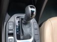 Hyundai Santa Fe 2.2L 4WD 2017 - Bán xe Hyundai Santa Fe 2.2L 4WD năm 2017, màu nâu
