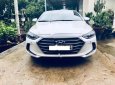 Hyundai Elantra GLS 2.0 2017 - Bán Hyundai Elantra GLS 2.0 năm 2017, màu trắng 