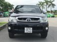 Toyota Hilux 2009 - Cần bán lại xe Toyota Hilux năm 2009 màu đen, giá chỉ 348 triệu, nhập khẩu