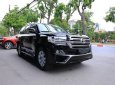 Toyota Land Cruiser 5.7 VXE Trung đông 2018 - Bán Toyota Land Cruiser 5.7 VXE Trung đông đời 2018, màu đen, xe nhập trung đông