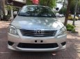 Toyota Innova 2.0E 2014 - Chính chủ bán Toyota Innova 2.0E năm 2014, màu bạc