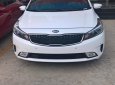 Kia Cerato 1.6 SMT 2018 - Kia Bà Rịa Vũng Tàu cần bán Kia Cerato 1.6 SMT năm 2018, màu trắng, giá cực tốt, hỗ trợ đầy đủ ngân hàng, bảo hiểm
