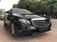 Mercedes-Benz E class E200 2017 - Bán Mercedes E200 new 2017 màu đen/kem