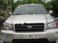 Toyota Highlander 2.4 2005 - Bán Toyota Highlander 2.4 năm 2005, màu bạc, xe nhập số tự động, giá chỉ 520 triệu