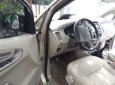 Toyota Innova 2015 - Cần bán gấp Toyota Innova đời 2015, màu bạc, giá tốt