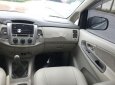 Toyota Innova 2015 - Cần bán Toyota Innova đời 2015, màu bạc