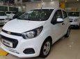 Chevrolet Spark 2018 - Cần bán Chevrolet Spark đời 2018, màu trắng