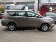 Toyota Innova E 2017 - Bán xe Toyota Innova E 2017 số sàn giá rẻ