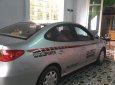 Hyundai Elantra 2010 - Bán xe Hyundai Elantra sản xuất năm 2010, màu bạc