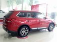 Mitsubishi Outlander 2018 - Bán Mitsubishi Outlander màu đỏ, khuyến mãi lớn, giá tốt, hỗ trợ vay vốn đến 85% giá trị xe. LH 0981267096