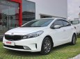 Kia Cerato số sàn  2017 - Cần bán xe Kia Cerato, số sàn, đời 2017, màu trắng