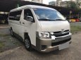 Toyota Hiace 2017 - Cần bán xe Toyota Hiace năm sản xuất 2017, màu trắng, xe nhập như mới