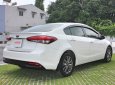 Kia Cerato số sàn  2017 - Cần bán xe Kia Cerato, số sàn, đời 2017, màu trắng