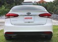 Kia Cerato số sàn  2017 - Cần bán xe Kia Cerato, số sàn, đời 2017, màu trắng