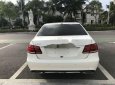 Mercedes-Benz E class  E200 2015 - Cần bán gấp Mercedes E200 sản xuất 2015, màu đen, giá tốt