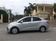 Hyundai Grand i10 2016 - Cần bán lại xe Hyundai Grand i10 sản xuất năm 2016, màu bạc, giá tốt