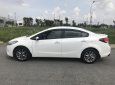 Kia Cerato 1.6 2017 - Bán xe Kia Cerato 1.6 MT 2017, hỗ trợ góp giá thương lượng