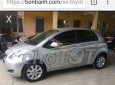 Toyota Yaris 2011 - Cần bán lại xe Toyota Yaris năm sản xuất 2011, màu bạc như mới, giá chỉ 425 triệu