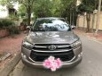 Toyota Innova E 2017 - Bán xe Toyota Innova E 2.0, màu nâu đồng, xe sx 8/2017 tên tư nhân chính chủ 