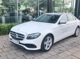 Mercedes-Benz E class  E250 AT  2018 - Cần bán lại xe Mercedes E250 AT 2018, màu trắng, xe nhập