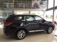 Mitsubishi Outlander 2.4 premium 2018 - Bán xe Mitsubishi outlander 2.4 Premium. Trợ giá tốt, có xe giao ngay