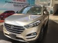 Hyundai Tucson 2018 - Bán xe Hyundai Tucson Turbo 2018 màu vàng be có sẵn giao ngay